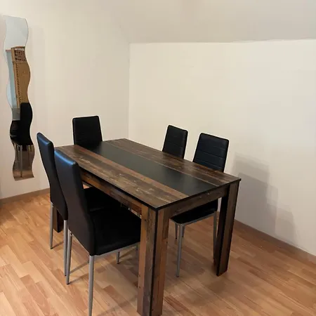 Apartamento Schöne Mit Tv, Wlan Und Küche - Anna Werne